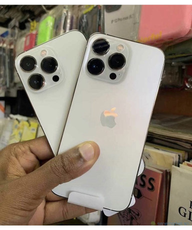 tous-iphone-dispo-big-1
