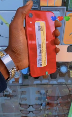 iphone-xr-venant-dorigine-64gb-big-4