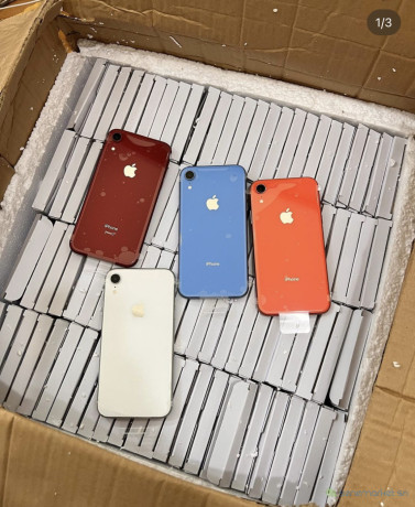 iphone-xr-64gb-big-2
