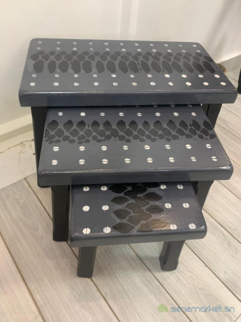 trio-de-tables-dappoint-en-vente-big-0