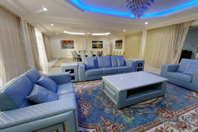 grand-hotel-de-9-etages-avec-vue-sur-mer-en-vente-a-dakar-big-1