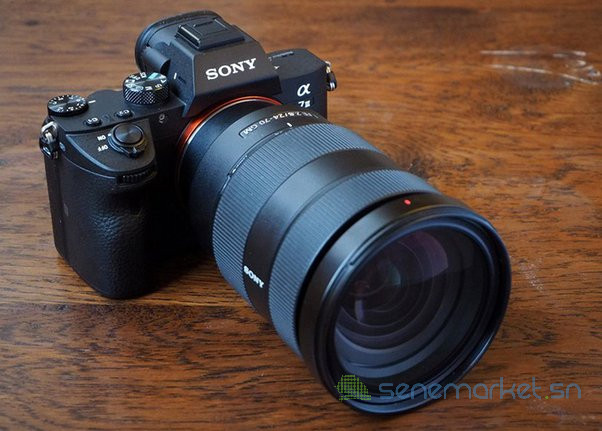 location-sony-a7-iii-big-0
