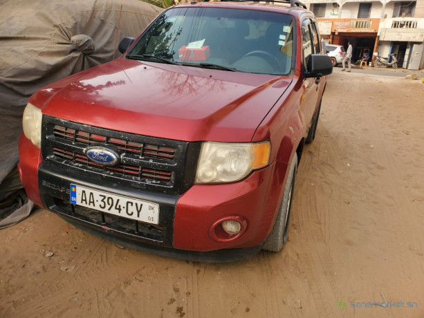 a-ceder-ford-escape-big-0