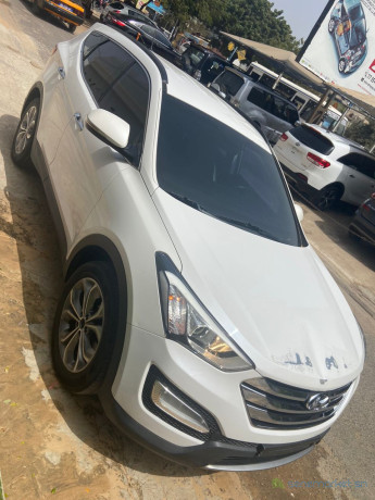 hyundai-santafe-big-0