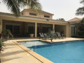 a-vendre-a-ngaparou-une-superbe-villa-de-6-pieces-avec-piscine-small-0