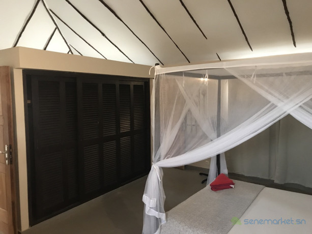 a-vendre-a-ngaparou-une-superbe-villa-de-6-pieces-avec-piscine-big-3