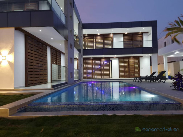 villa-moderne-a-vendre-a-ngaparou-dans-residence-big-1