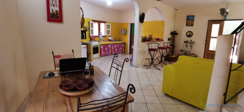 a-vendre-a-ngaparou-une-propriete-de-deux-villas-avec-une-piscine-commune-sur-un-terrain-de-864m2-big-3