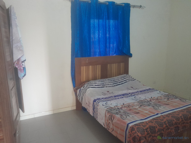 a-vendre-a-malicounda-une-villa-de-6-pieces-de-126m2-sur-un-terrain-de-300m2-big-4