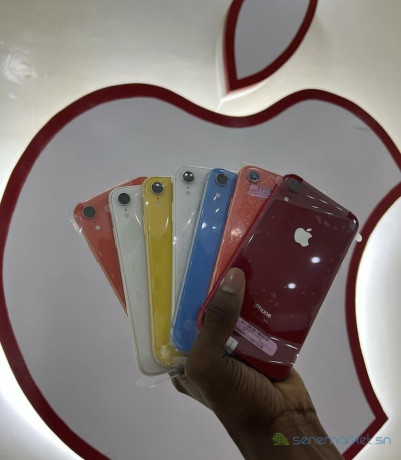 iphone-xr-128gb-big-0