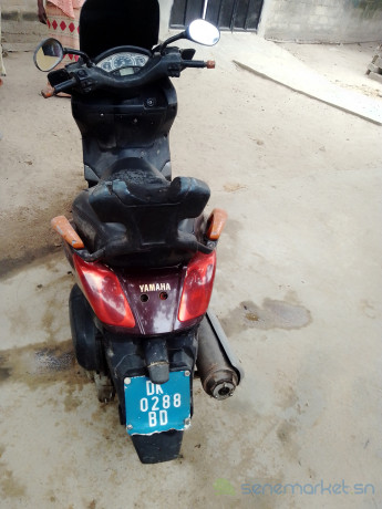 vente-de-moto-xmax-big-1
