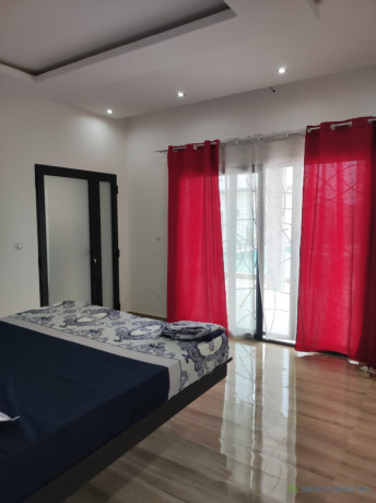 location-saisonniere-villa-a-ngaparou-big-3