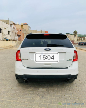 ford-edge-2012-big-1