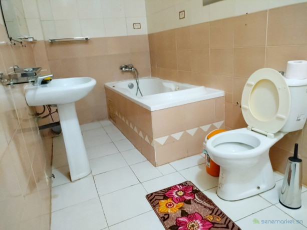 location-jolie-appartement-meuble-4-chambres-salon-big-3