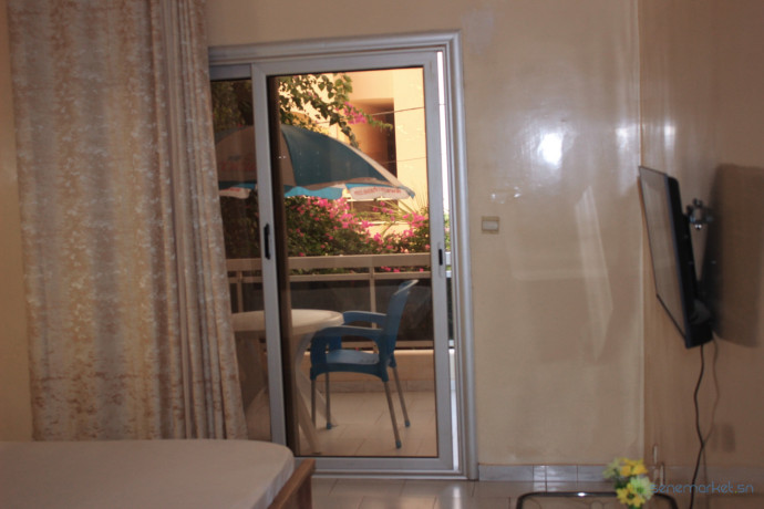 location-jolie-appartement-meuble-4-chambres-salon-big-4