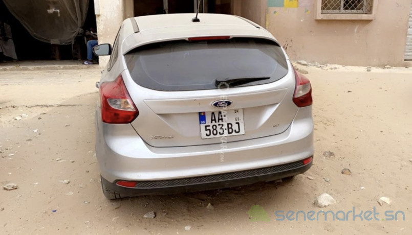 ford-focus-big-0