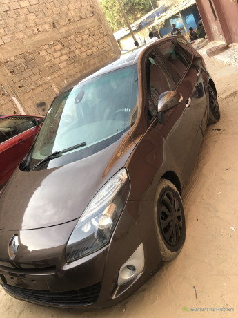 renault-scenic-3-big-0
