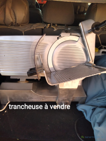 trancheuse-a-viande-big-0