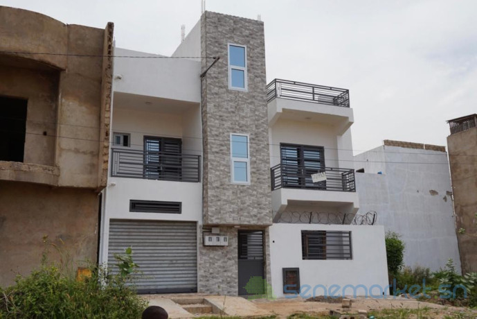 villa-a-louer-avec-une-possibilite-dachat-big-0