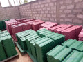les-tuiles-permettent-de-recouvrir-et-proteger-efficacement-les-toitures-tout-en-renforcant-lisolation-thermique-des-maisons-small-3