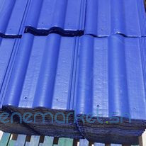 les-tuiles-permettent-de-recouvrir-et-proteger-efficacement-les-toitures-tout-en-renforcant-lisolation-thermique-des-maisons-big-1