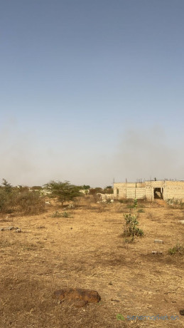 terrain-de-500-metres-carres-a-gandigal-mbour-big-2