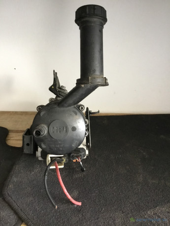 citroen-c4-2-ds4-peugeot-3008-5008-pompe-direction-big-1