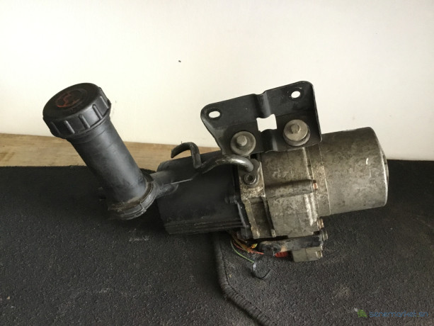 peugeot-307-citroen-c4-1-pompe-direction-assistee-big-0