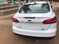 ford-focus-de-lannee-2015-essence-automatique-small-0
