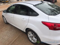 ford-focus-de-lannee-2015-essence-automatique-small-1