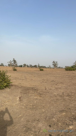 terrain-de-8000-metres-carres-a-malicounda-big-3