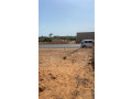 terrain-de-300-metres-mbour-small-0