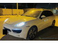 porsche-cayenne-2011-small-1