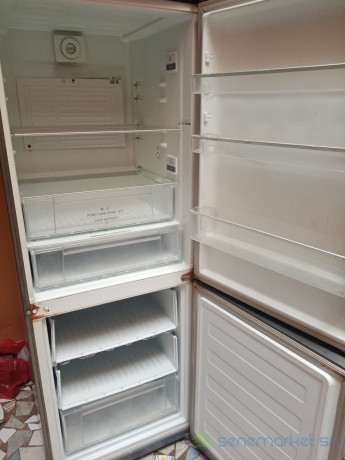 frigo-hot-point-astrat-a-vendre-big-1