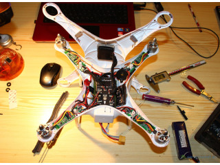 Réparation de drone ordinateur portable et fixe écran plat led et plasma