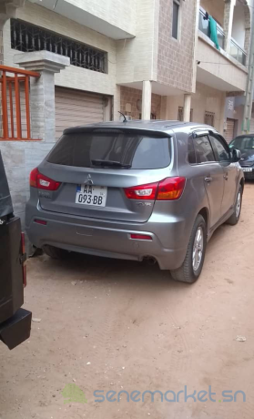 mitsubishi-rvr-annee-2012-big-2