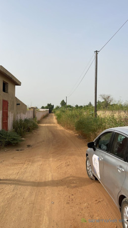 un-lot-de-terrains-de-1000-metres-carres-a-saly-big-0