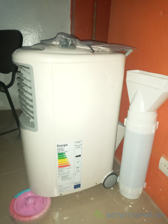 climatiseur-portable-et-ecrant-plat-big-1