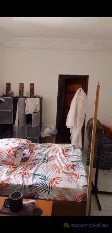 chambre-douche-interne-a-louer-a-sacre-coeur-3-big-0