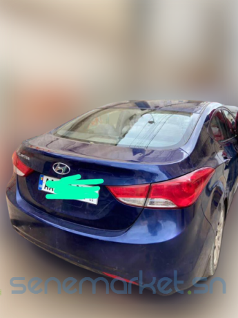 hyundai-elantra-big-2