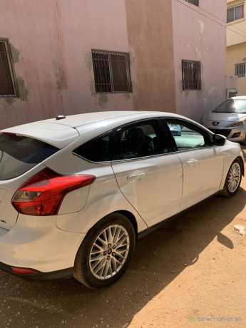 ford-focus-big-2