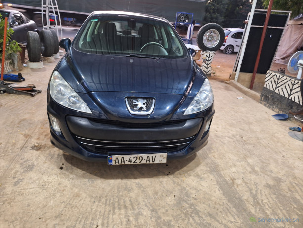 308-peugeot-essence-big-0