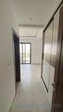 appartement-a-louer-au-point-e-big-0