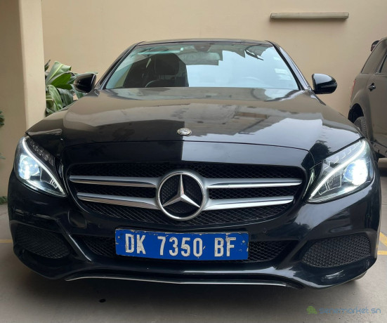 mercedes-benz-c220-automatique-diesel-2017-big-0