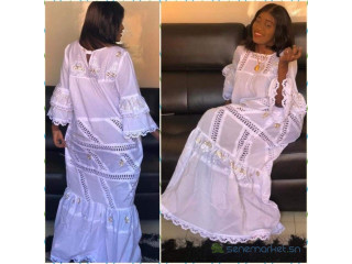 Robe blanche pour dames
