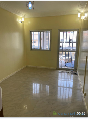 location-appartement-2-chambres-salon-nord-foire-big-0