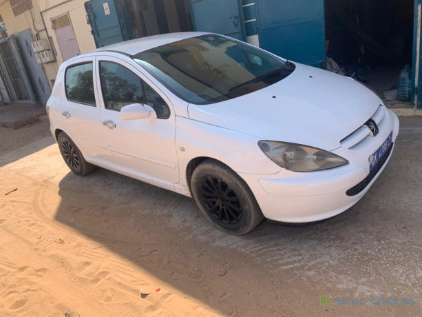 peugeot-307-essence-automatique-climatisee-big-0