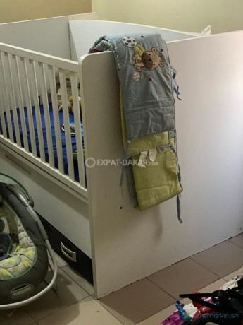 berceau-et-transat-pour-bebe-big-0