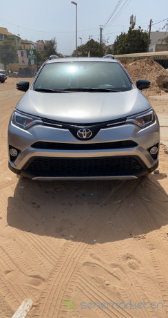 toyota-rav4-big-0