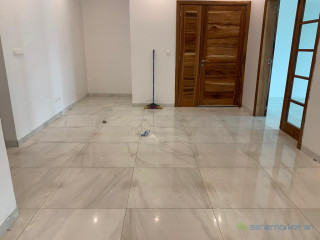 Appartement neuf de 4 pièces à louer à Sacré Cœur